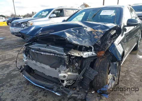 2018 Mercedes-Benz C 300 4Matic from USA, damaged, VIN 55SWF4KB8JU281254